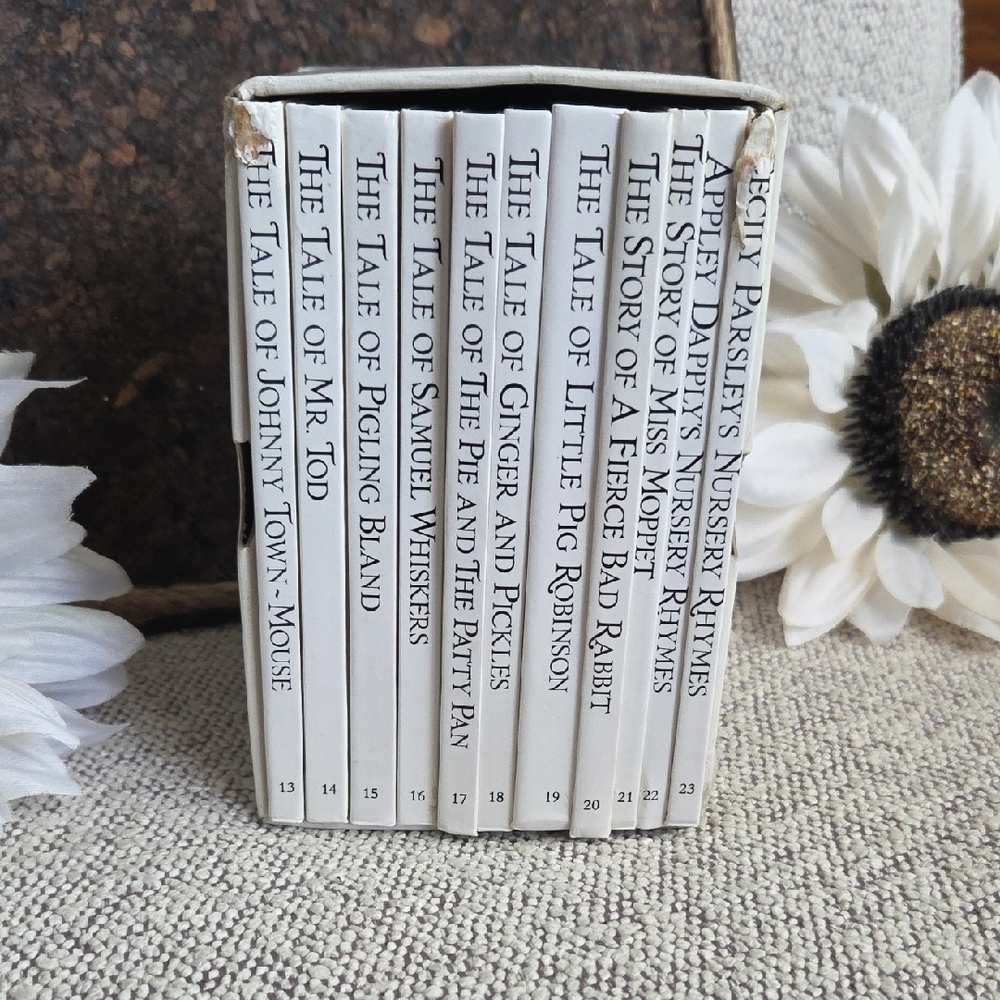 Beatrix Potter The Peter Rabbit Library - White - Picture 3 of 4